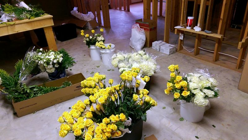 Roses and hydrangeas sorted for a spring wedding